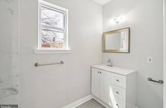 2138 E Birch St in Philadelphia, PA - Building Photo - Building Photo