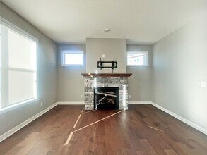 18275 Geyser Wy in Lakeville, MN - Building Photo - Building Photo