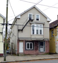 714 Atwells Ave in Providence, RI - Building Photo - Building Photo