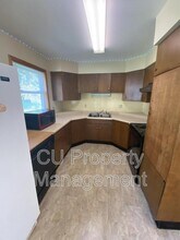 205 Briar Ln in Champaign, IL - Building Photo - Building Photo