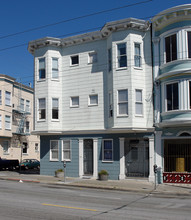 3460 18th St in San Francisco, CA - Foto de edificio - Building Photo