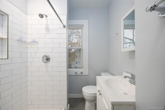 5 Orchard Pl in Poughkeepsie, NY - Building Photo - Building Photo