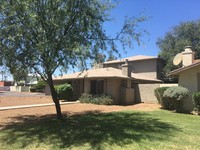 8108 N 33rd Ave in Phoenix, AZ - Foto de edificio - Building Photo