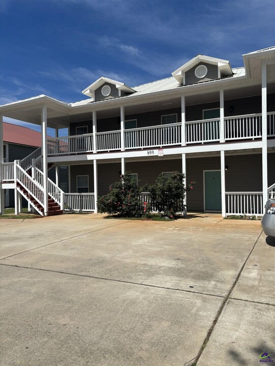 500 Club Villa Court in Kathleen, GA - Building Photo