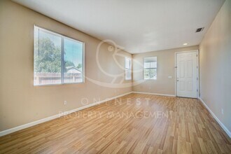 2673 Honeysuckle Dr in Lincoln, CA - Building Photo - Building Photo
