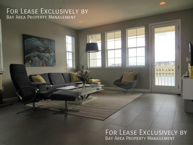 654 Sea Anchor Dr in Redwood City, CA - Building Photo - Building Photo