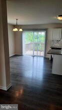 817 Admiral's Quay Dr in Mechanicsburg, PA - Building Photo - Building Photo