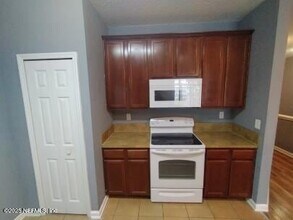 9360 Scaup Way in Jacksonville, FL - Building Photo - Building Photo
