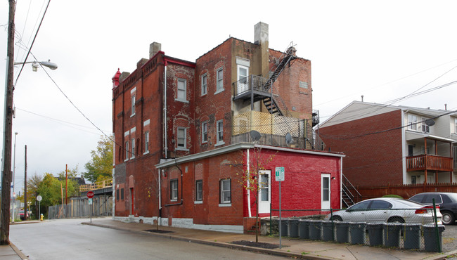 529-531 N Homewood Ave in Pittsburgh, PA - Foto de edificio - Building Photo