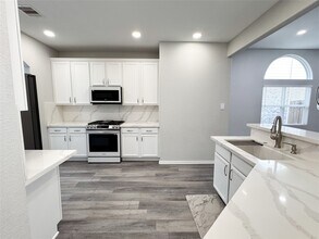 19719 Allenwick Hills Ct in Cypress, TX - Building Photo - Building Photo