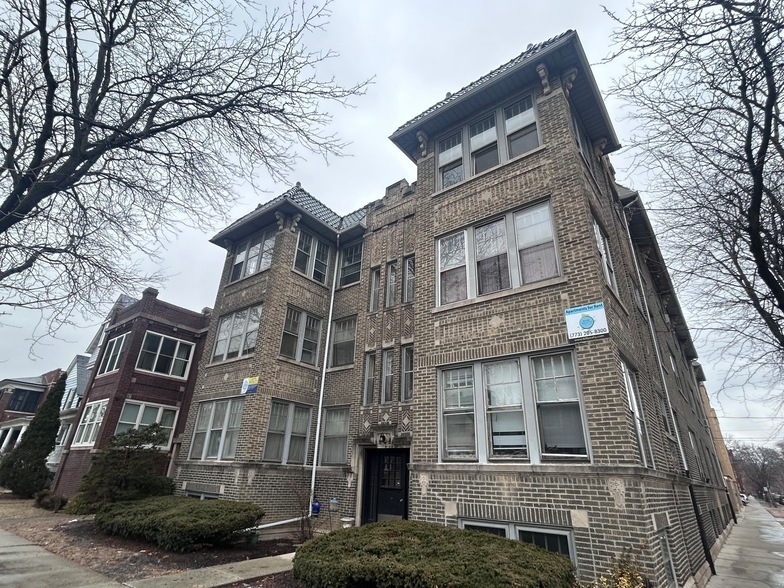 4501 N Troy St in Chicago, IL - Building Photo