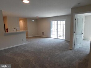 165 Natalie Rd in Riverside, NJ - Building Photo - Building Photo