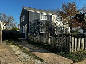 5411 8th Pl S in Arlington, VA - Building Photo