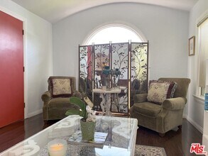 6565 Arlington Ave in Los Angeles, CA - Building Photo - Building Photo