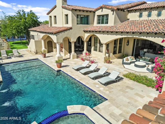 9290 E Thompson Peak Pkwy in Scottsdale, AZ - Building Photo - Building Photo