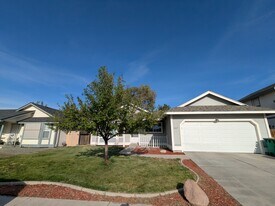 1807 Rock Ct in Carson City, NV - Building Photo