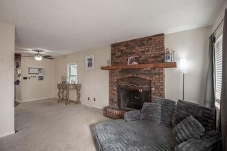 7704 E 50th Terrace in Kansas City, MO - Building Photo - Building Photo