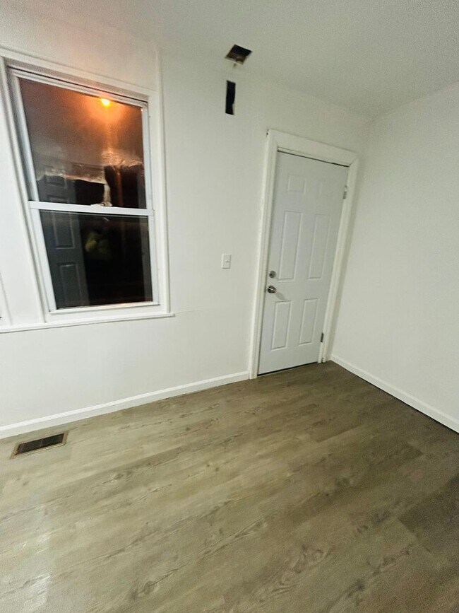 118 County Rd in Cliffwood, NJ - Building Photo - Building Photo