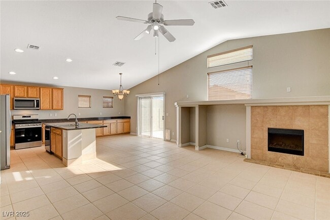 property at 1125 E Azure Ave