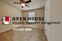 116 Rockefeller Ln photo'