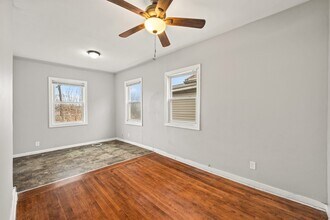 5257 W Lexington St in Chicago, IL - Building Photo - Building Photo