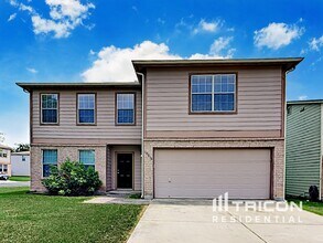 10038 Wolfe Xing in San Antonio, TX - Building Photo - Building Photo