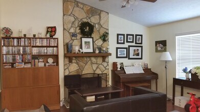 125 Bald Eagle Dr in Richmond Hill, GA - Building Photo - Building Photo