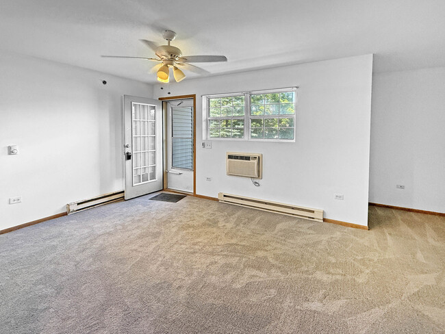 310 Cunat Blvd in Richmond, IL - Building Photo - Building Photo