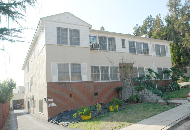 2810 Waverly Dr in Los Angeles, CA - Building Photo - Building Photo