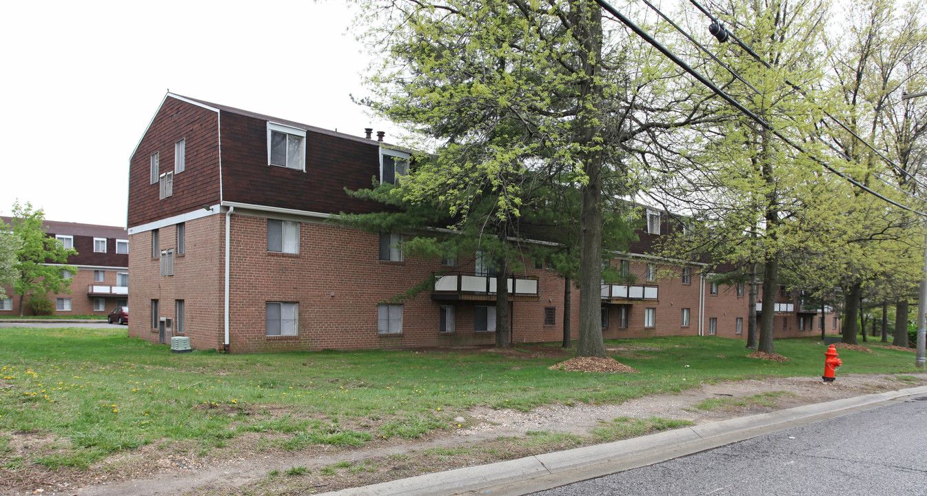 Franconia Apartments in Baltimore, MD - Building Photo