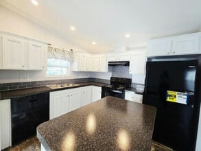 3323 NE 14th St in Ocala, FL - Building Photo - Building Photo