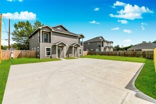 6421 Osprey Dr