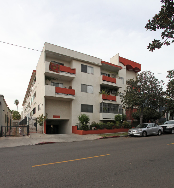 1735 N Kingsley Dr in Los Angeles, CA - Building Photo