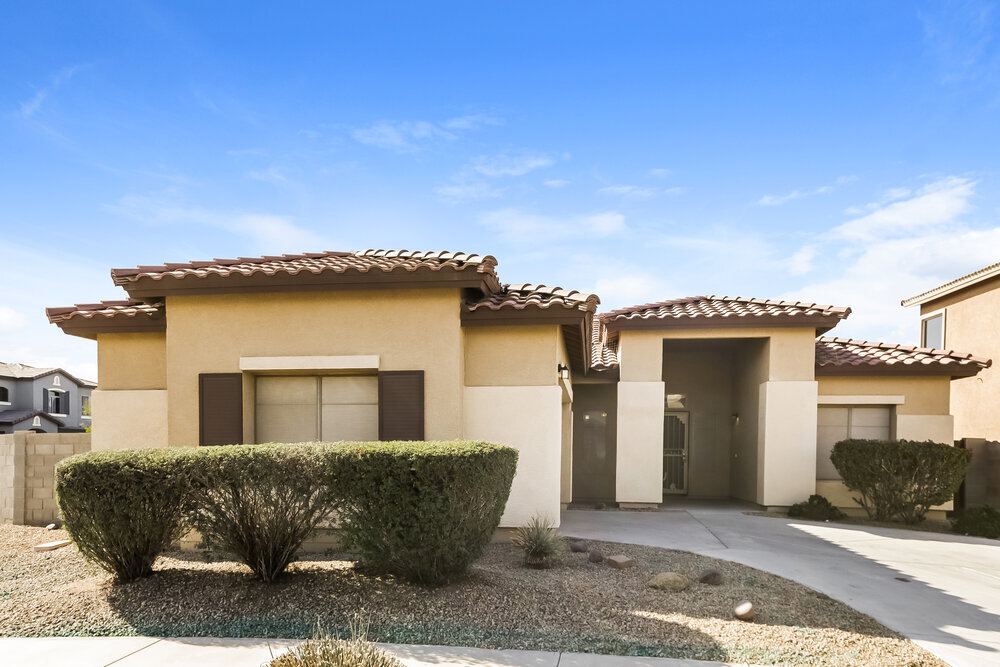 5111 W Grenadine Rd in Phoenix, AZ - Building Photo