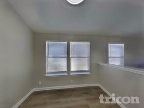 4842 Dahlia Terrace in San Antonio, TX - Foto de edificio - Building Photo