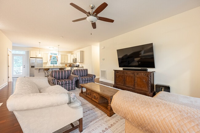 property at 402 Prospect St
