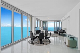 16901 Collins Ave, Unit 3905 in Sunny Isles Beach, FL - Building Photo - Building Photo