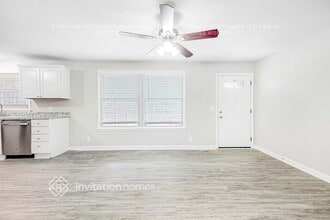 640 Des Moines Dr in Nashville, TN - Building Photo - Building Photo