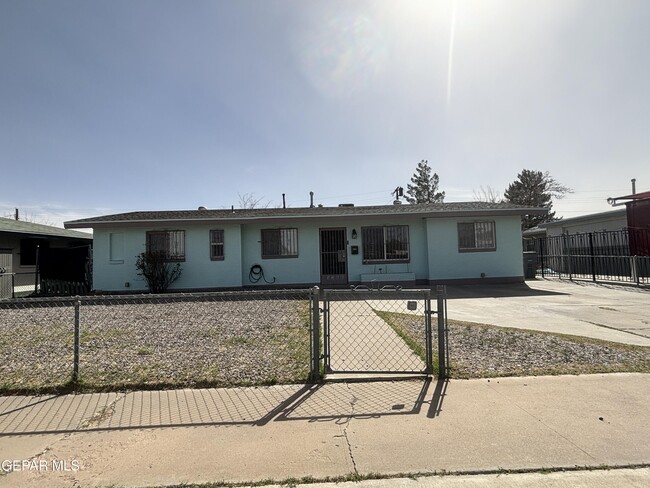 5306 Dalton Ave in El Paso, TX - Building Photo - Building Photo