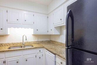 600 Cheshire Ln in Daphne, AL - Building Photo - Building Photo