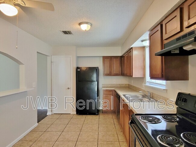 6016 Gulf Rd W in Jacksonville, FL - Building Photo - Building Photo