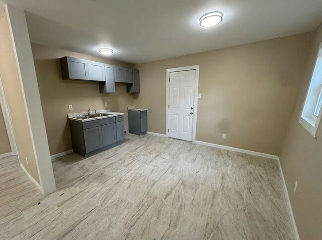 1255 Amelia Ave in Mobile, AL - Building Photo - Building Photo