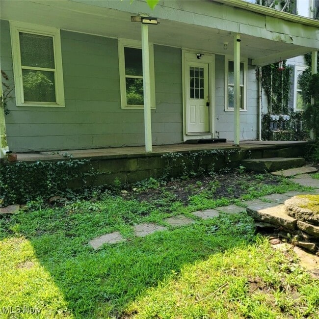 5466 S Ridge Rd in Madison, OH - Building Photo - Building Photo