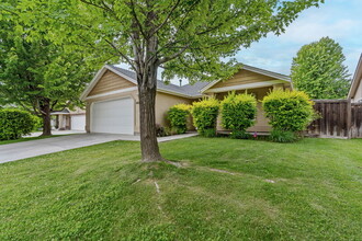 4447 N Heritage View Ave in Meridian, ID - Building Photo - Building Photo