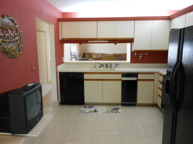 7520 La Paz Blvd-Unit -310 in Boca Raton, FL - Building Photo - Building Photo
