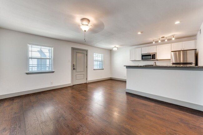 4633 Fairmount St in Dallas, TX - Building Photo - Building Photo