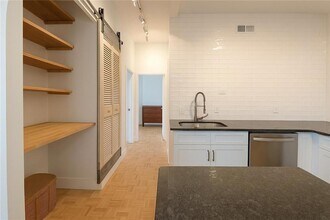 3060 Pharr Ct N Northwest, Unit 707 in Atlanta, GA - Building Photo - Building Photo