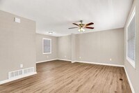 111 Brookside Ct photo'