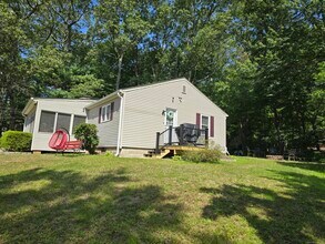55 Dogwood Rd in East Haddam, CT - Building Photo - Building Photo