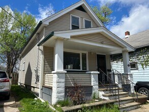 3430 E 73rd St in Cleveland, OH - Building Photo - Building Photo